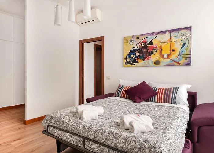 Appartamento New Lia's Place 100mq Check-in 24h